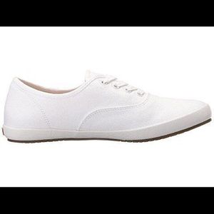 white sneakers vintage